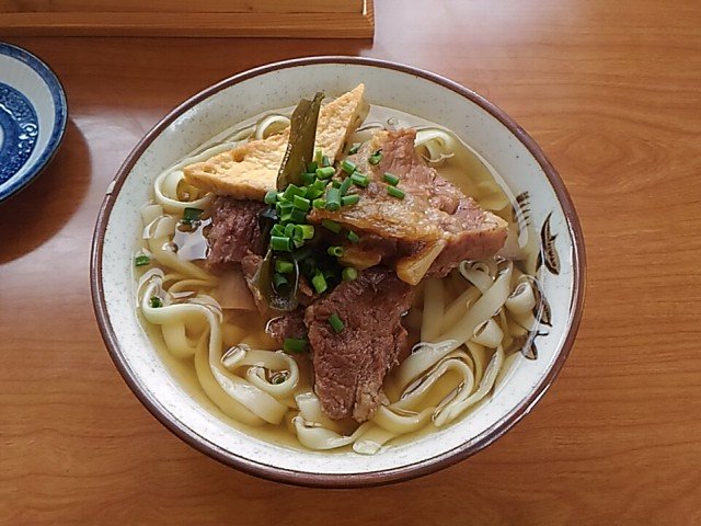 新山ソーキそば♪