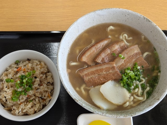 三枚肉そば！！
